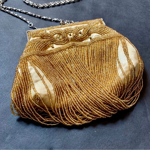 v i n t a g e :: Glam Beaded Draped Gatsby Satin Clutch Purse - Picture 4 of 13